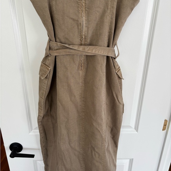 Dynamite Tan Midi Dress - Picture 4 of 5